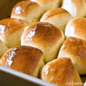 Classic Dinner Rolls
