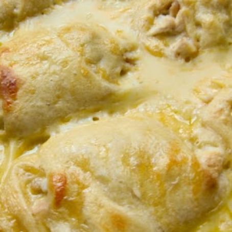 CHICKEN ROLL UPS