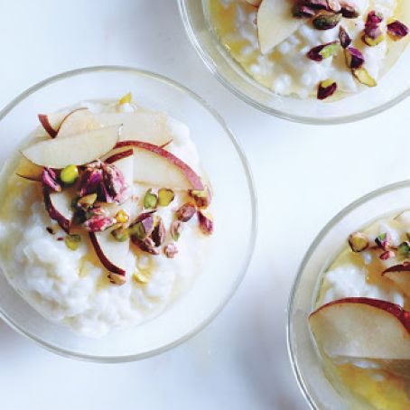 Rice Pudding with Fresh Pears and Honey