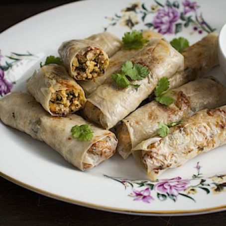 Crispy Ginger Chicken Spring Rolls