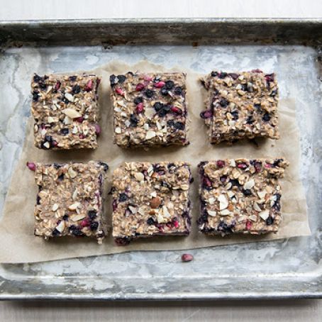 bars - wild blueberry + pomegranate oatmeal breakfast bars