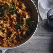 SCRAMBLED EGGS WITH CURRY LEAVES