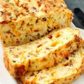 Bread RecipesBacon Jalapeño Popper Cheesy Bread