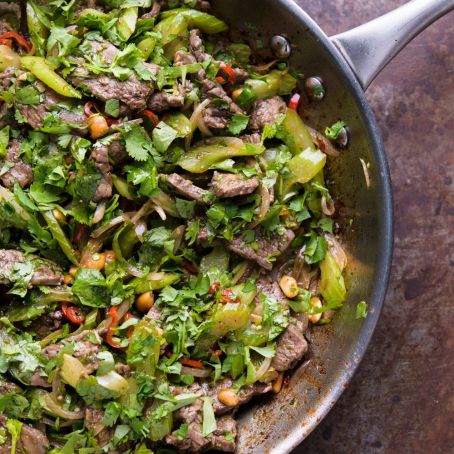 STIR-FRIED BEEF WITH CELERY AND CILANTRO