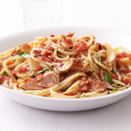 Spaghetti With Spicy Tuna Marinara Sauce