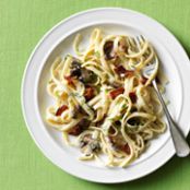 Creamy Fettuccine with Mushrooms & Bacon
