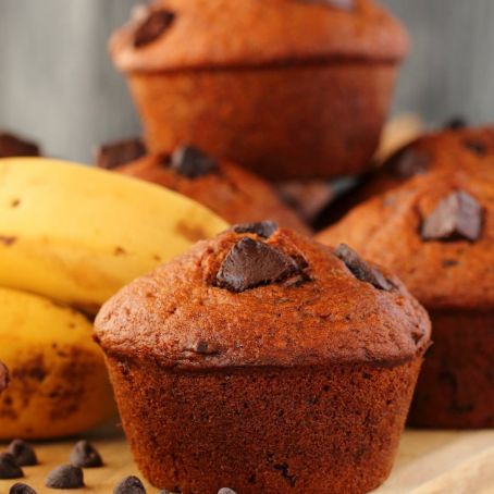 BANANA CHOCOLATE CHIP MUFFINS