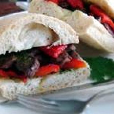 PEPITO DE LOMITO Y CHIMICHURRI