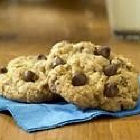CHOCOLATE CHIP OATMEAL COOKIES