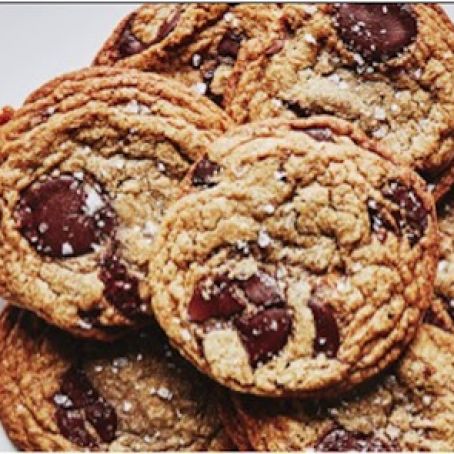 Brown Butter and Toffee Chocolate Chip Cookies