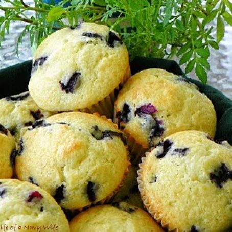 Sour Cream Blueberry Muffins