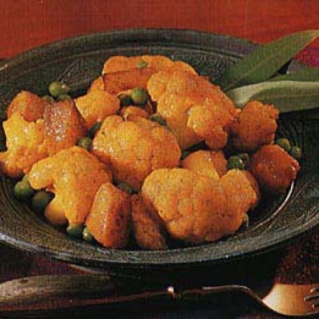Indian Potatoes, Peas and Cauliflower