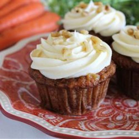 Carrot Cupcakes w/Cream Cheese Icing