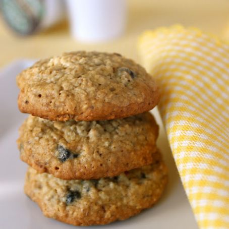 Blueberry Almond Oatmeal Cookies