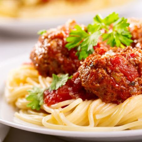 Spaghetti and Meatballs in Italian Gravy