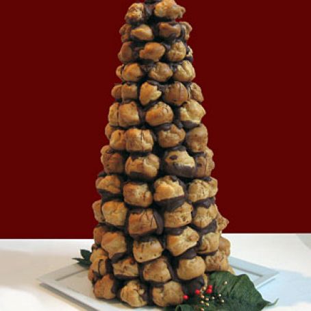 Christmas Croquembouche