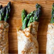 ASPARAGUS ROLLED IN HERBED CREPES
