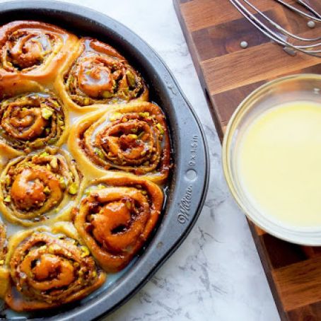 Baklava Cinnamon Rolls & White Chocolate Sauce