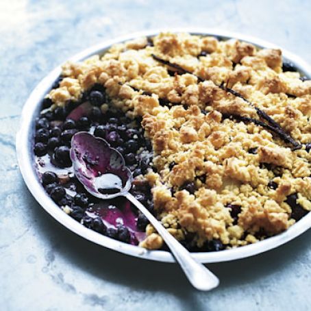 Blueberry, Apple, and Coconut Crumble