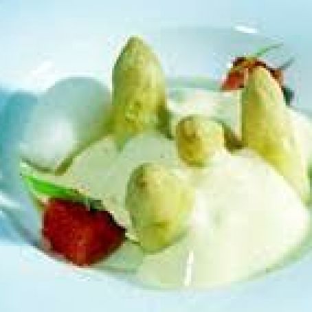 White Asparagus with Hot Mayonnaise