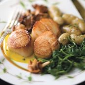 Pan-Seared Scallops with Lemon Sauce