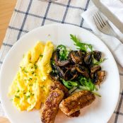 HOMEMADE FREEFORM PORK SAUSAGES