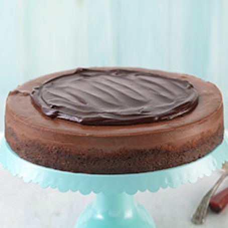 divine chocolate velvet cheesecake