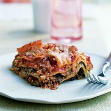 Slow Cooker Pesto Lasagna with Spinach and Mushrooms