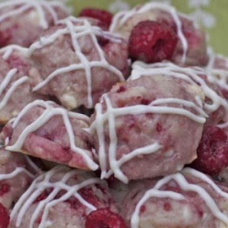 White Chocolate Raspberry Cheesecake Cookies