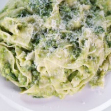 PAPPARDELLE WITH PEAS AND PARM