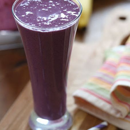 Blueberry Banana PB Smoothie
