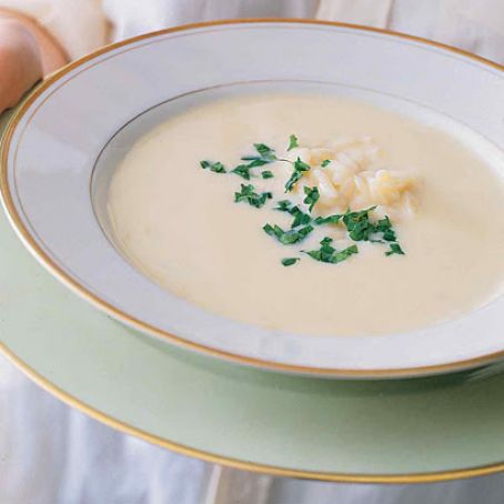 Avgolemono (Greek Egg and Lemon Soup)