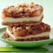 Apple Streusel Cheesecake Bars