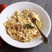 Skinny Fettuccine Alfredo