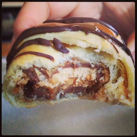 Easy Peanut Butter Snickers Hand Pies