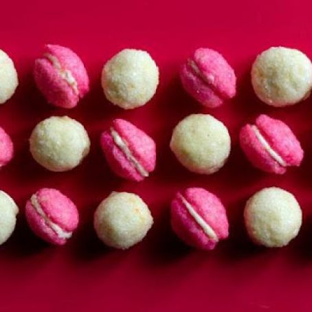 GLITTERING LEMON SANDWICH COOKIES