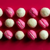 GLITTERING LEMON SANDWICH COOKIES