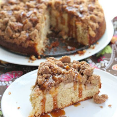 Apple Caramel Coffee Cake