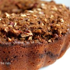 Sour Cream Coffee Cake with Cinnamon-Pecan Topping