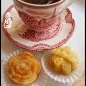 Vanilla Bean Mini-Tea Cakes with Butter-Peach Glaze