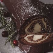 Buche De Noel (Log filled w/cream filling, no whipping cream)