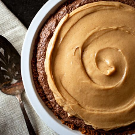 Layered Chocolate Peanut Butter Pie