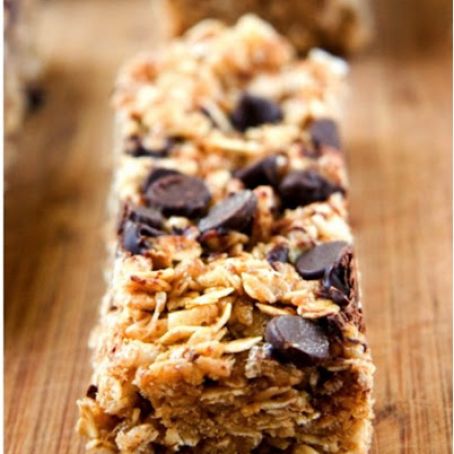 Chewy Peanut Butter Chocolate Chip Granola Bars (2017)