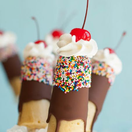 Banana Split Pudding Pops