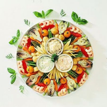 Sun-dried Tomato Aioli with Seasonal Vegtables