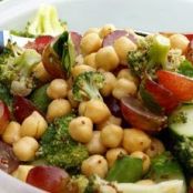 Vegetable Salad with Grapes