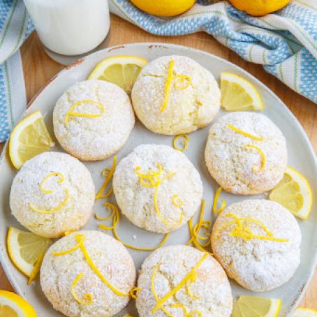 Soft and Chewy Lemon Cheesecake Cookies