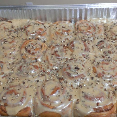 Maple Frosted Cinnamon Rolls - PW