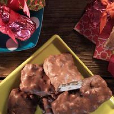 Crunchy Peanut Caramel Nougat Candy Bar