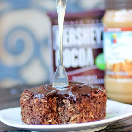 Peanut Butter Cup Baked Oatmeal